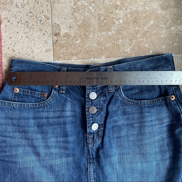 Frayed denim skirt - Picture 3 of 4